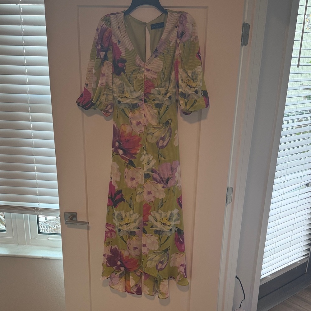 Floral Maxi Dress with V-Neck